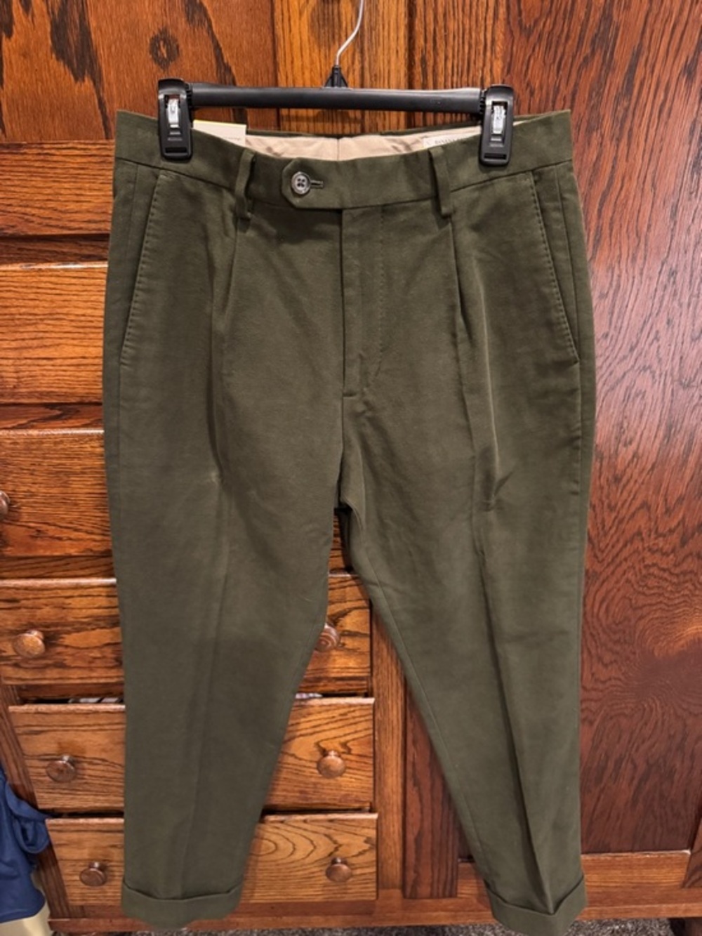 Banana Republic Olive Pleated Dress Chinos